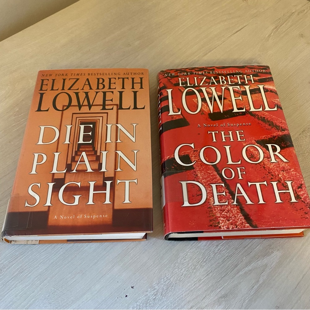 Lot of Two Elizabeth Lowell HC ExLibrary 1st Ed - Rarities: Die & Color of Death